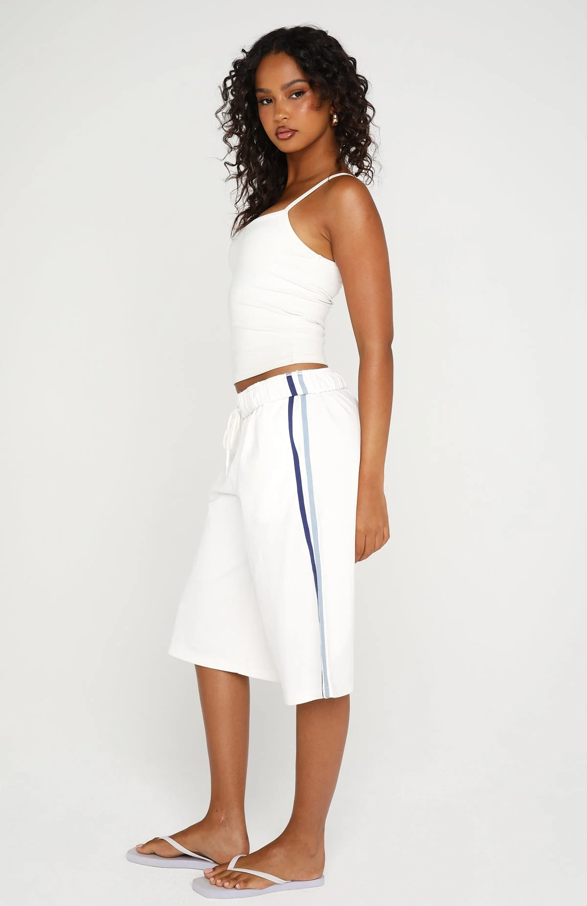 Call It Ours Relaxed Shorts White - Image 3