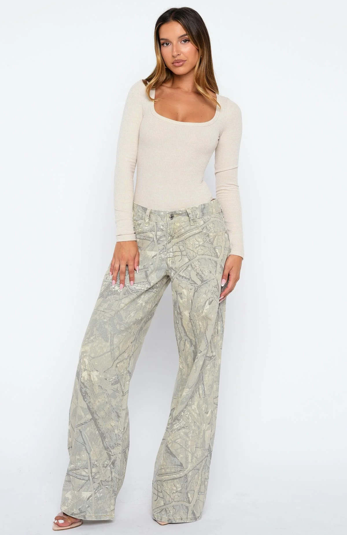Easy Weekend Ribbed Long Sleeve Bodysuit Oat - Image 7