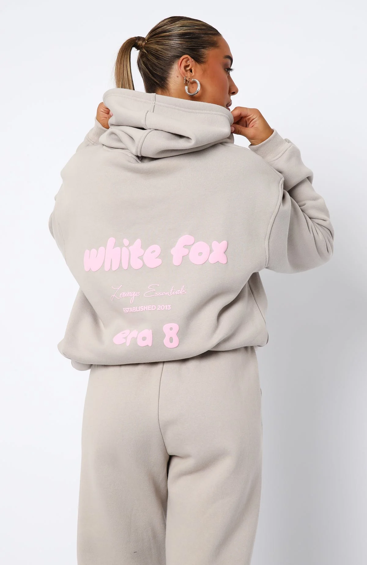 Era 8 Oversized Hoodie Mooncake - Image 4