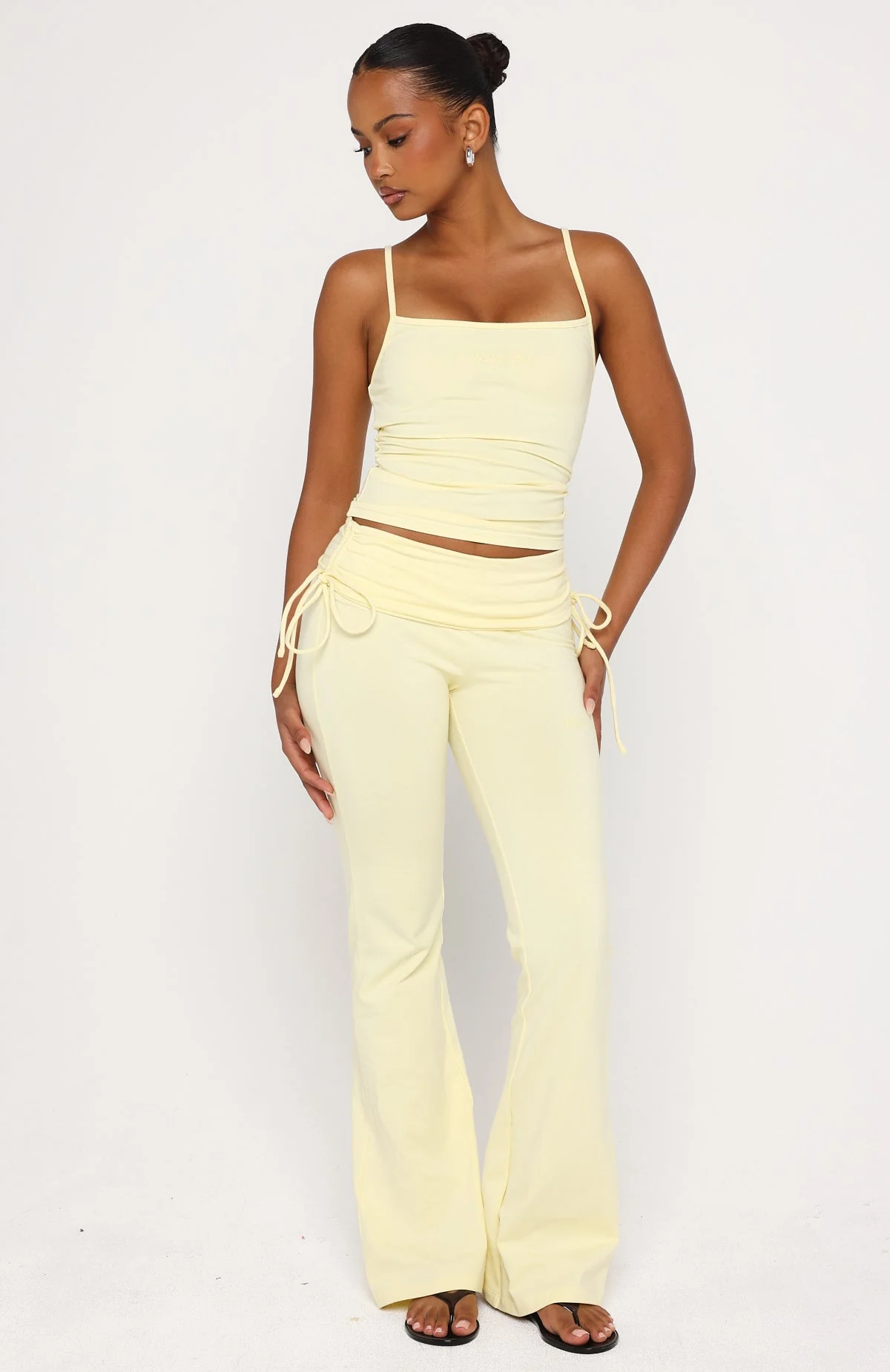 Pretty Vibes Singlet Lemon - Image 5