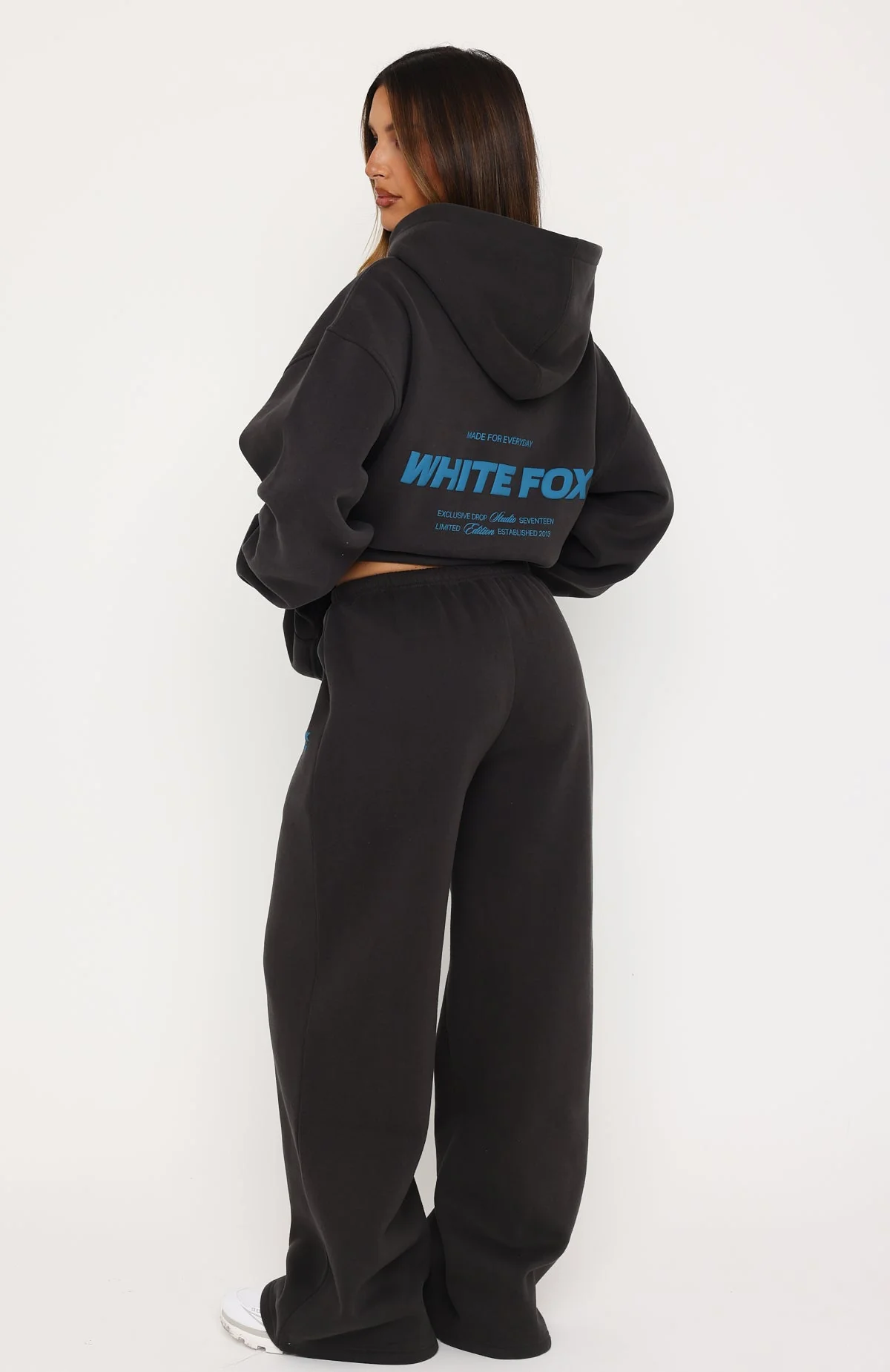 Studio 17 Tallulah Wide Leg Sweatpants Charcoal - Image 4